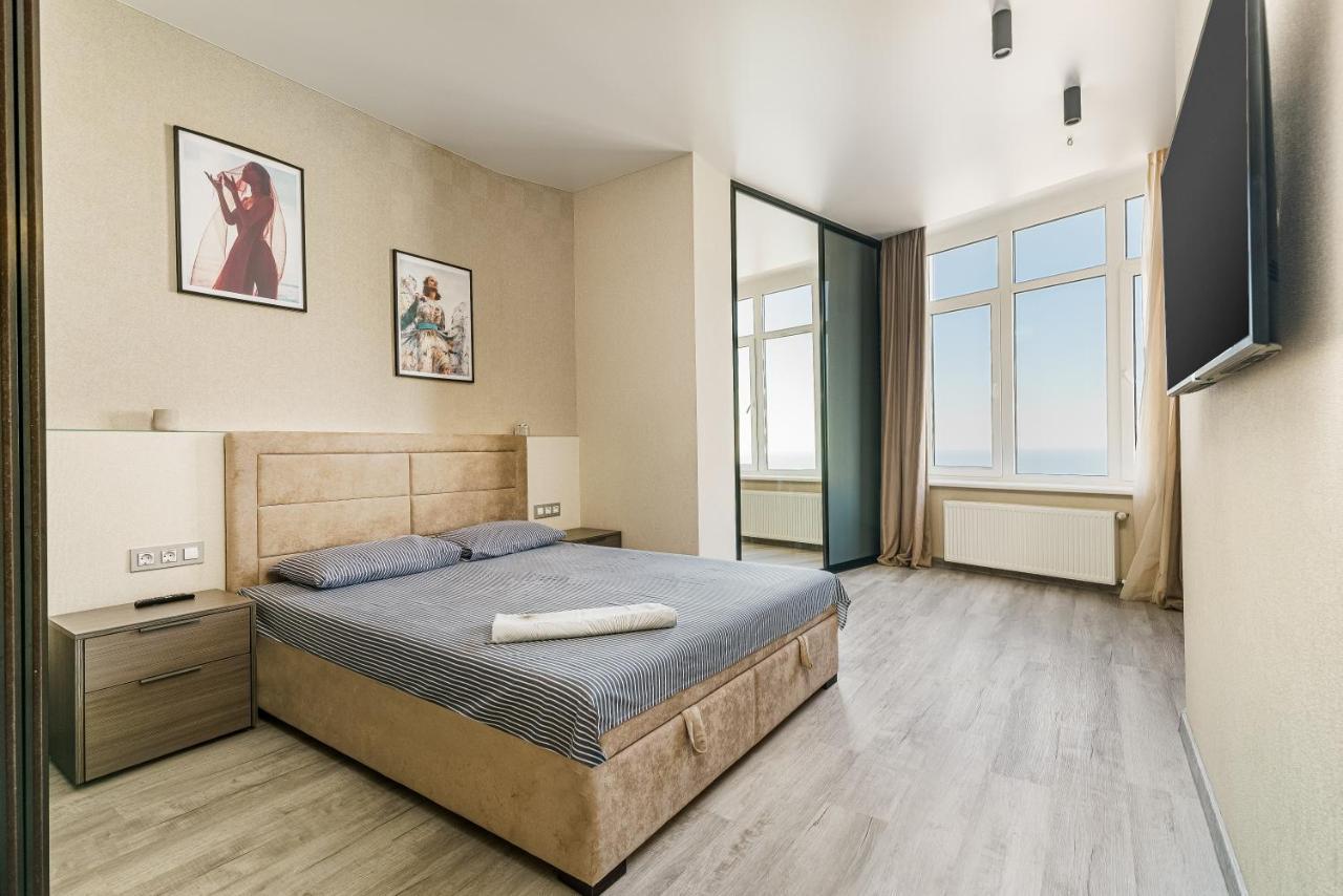 Sea Symphony Design Apartment Одесса Экстерьер фото